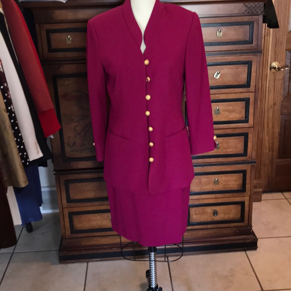 COPY - Fuchsia Casual Corner set